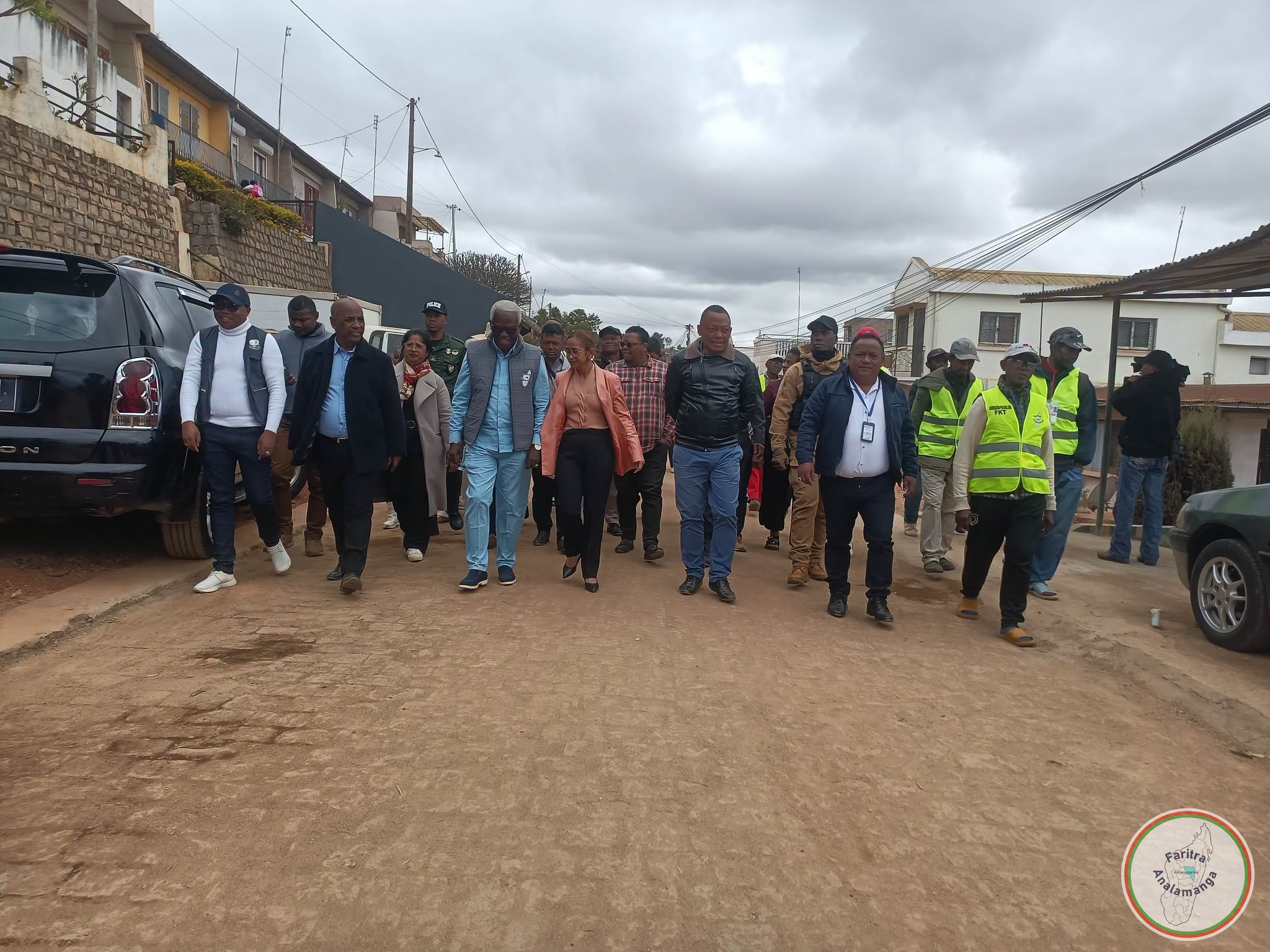 𝐀𝐌𝐁𝐎𝐇𝐈𝐏𝐎 : 𝐯𝐢𝐭𝐚 𝐧𝐲 𝐥𝐚𝐥𝐚𝐧𝐚 𝐫𝐚𝐫𝐢𝐯𝐚𝐭𝐨 𝐢𝐳𝐚𝐲 𝐧𝐚𝐦𝐛𝐨𝐚𝐫𝐢𝐧'𝐧𝐲 𝐅𝐚𝐫𝐢𝐭𝐫𝐚 𝐀𝐧𝐚𝐥𝐚𝐦𝐚𝐧𝐠𝐚