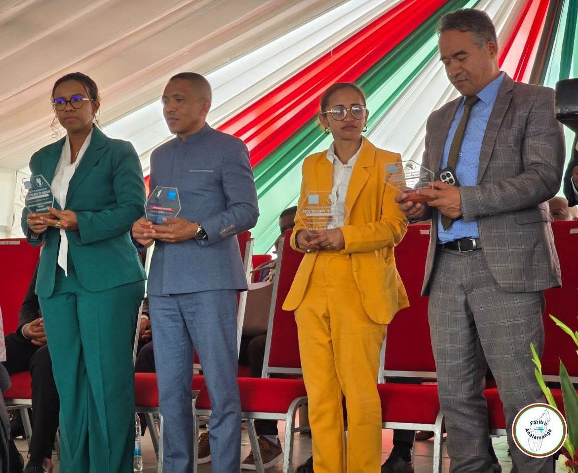 𝗙𝗔𝗛𝗔𝗦𝗔𝗟𝗔𝗠𝗔𝗡𝗔 : 𝗡𝗮𝘁𝗼𝗺𝗯𝗼𝗸𝗮 𝗻𝘆 𝗵𝗲𝘁𝘀𝗶𝗸𝗮 𝗳𝗮𝗻𝗮𝗼𝘃𝗮𝗺-𝗯𝗮𝗸𝗶𝘀𝗶𝗻𝘆 𝗳𝗮𝗼𝗯𝗲 𝗺𝗶𝗮𝗱𝘆 𝗮𝗺𝗶𝗻'𝗻𝘆 𝗸𝗶𝘁𝗿𝗼𝘁𝗿𝗼 𝘀𝘆 𝗻𝘆 𝗹𝗲𝗳𝗮𝗸𝗼𝘇𝗮𝘁𝗿𝗮 𝗮𝗿𝘆 𝗳𝗮𝗻𝗼𝗺𝗲𝘇𝗮𝗻𝗮 𝘃𝗶𝘁𝗮𝗺𝗶𝗻𝗶𝗻𝗮 𝗔 𝗵𝗼 𝗮𝗻'𝗻𝘆 𝘇𝗮𝘇𝗮 𝗺𝗮𝗹𝗮𝗴𝗮𝘀𝘆.