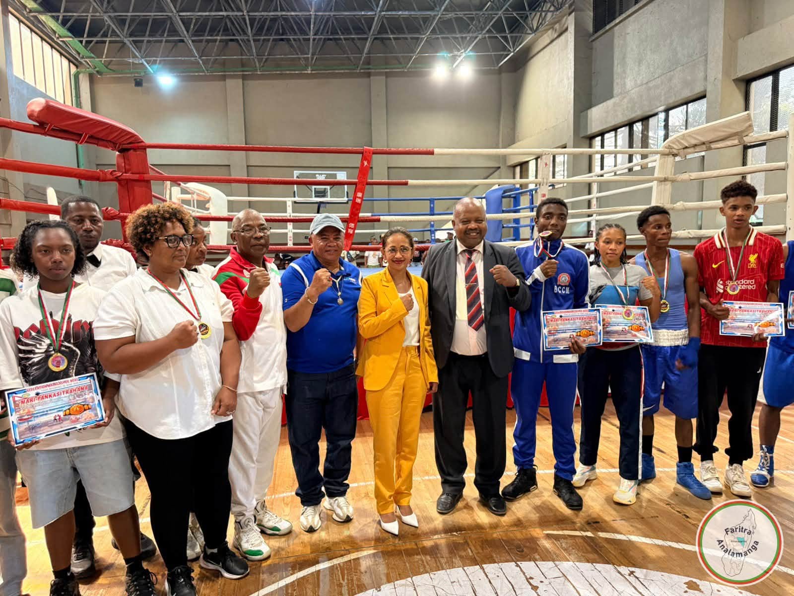 𝐁𝐎𝐗𝐄 𝐀𝐍𝐆𝐋𝐀𝐈𝐒𝐄 : 𝐤𝐥𝐢𝐨𝐛𝐚 𝟑𝟒 𝐧𝐨 𝐧𝐚𝐧𝐝𝐞𝐟𝐚 𝐦𝐩𝐢𝐤𝐚𝐭𝐫𝐨𝐤𝐚 𝐧𝐢𝐚𝐭𝐫𝐢𝐤𝐚 𝐧𝐲 𝐟𝐢𝐚𝐝𝐢𝐚𝐧𝐚 𝐢𝐳𝐚𝐲 𝐡𝐨 𝐭𝐨𝐦𝐩𝐨𝐧𝐝𝐚𝐤𝐚𝐧'𝐀𝐧𝐚𝐥𝐚𝐦𝐚𝐧𝐠𝐚.